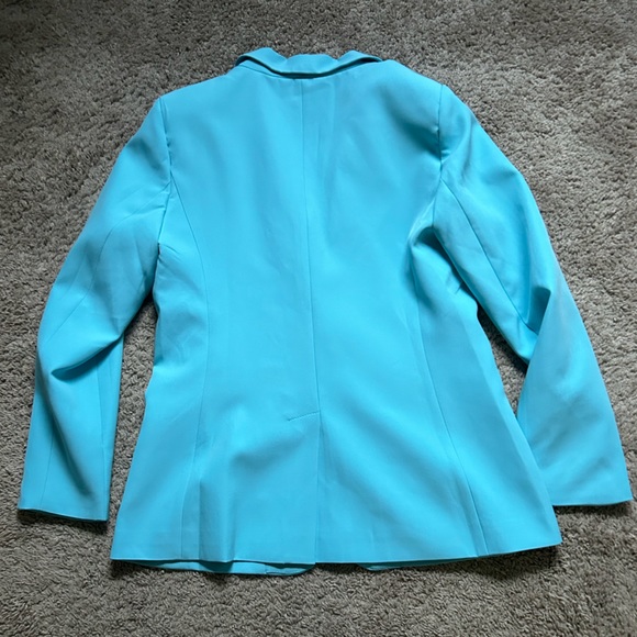 NWOT Women's 2 Piece Open Front Long Sleeve Blazer & Solid Short Pants Suit Sets - Picture 8 of 8